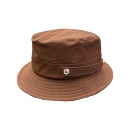 Travel Bucket Hat by Alfonso D'Este. (chocolate)