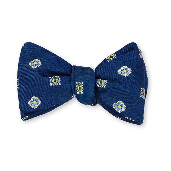 Crawley Medallions Bow Tie (navy)