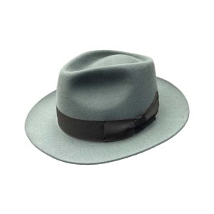 Cosme Teardrop Fedora by Fernández y Roche. (mint green)