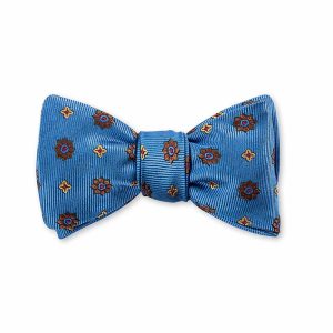 Chelsea Medallions Bow Tie (blue)
